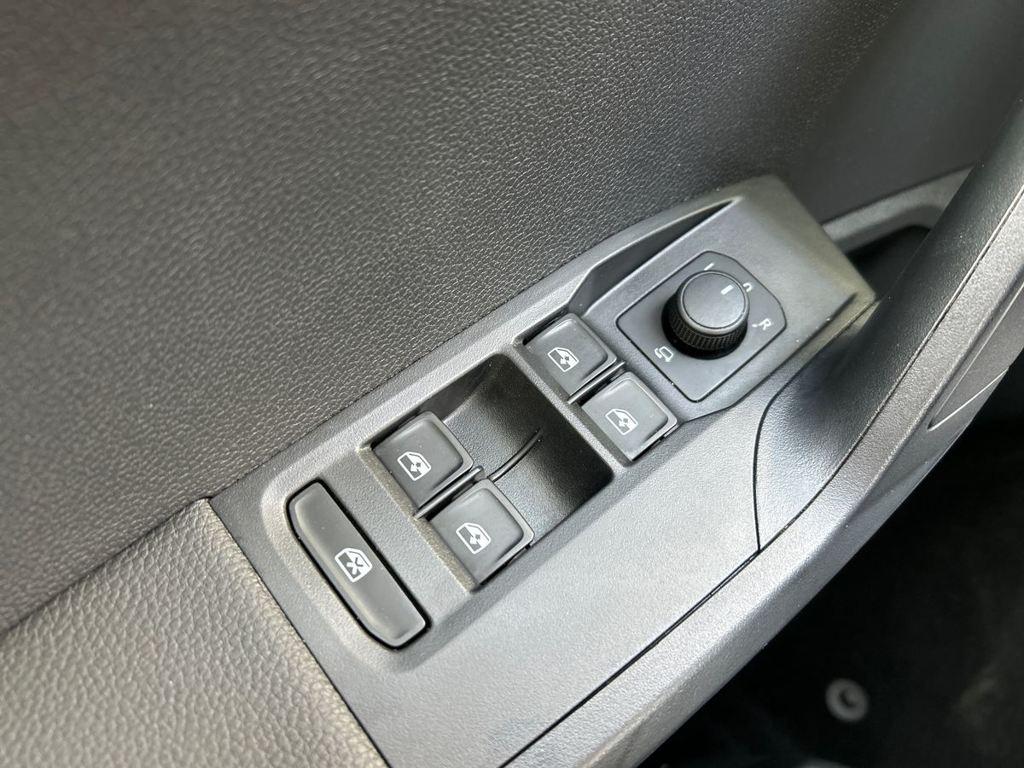 SEAT Arona 1.0 TSI Style XM 81 kW (110 CV) - 12