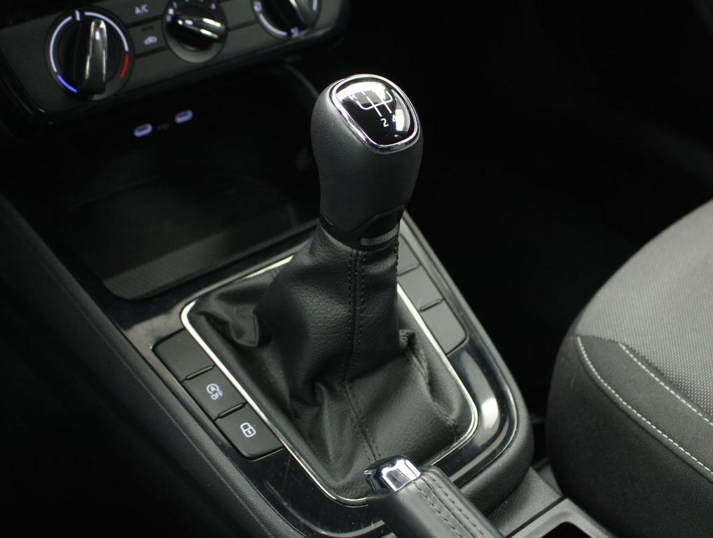 Skoda Fabia 1.0 TSI Selection 70 kW (95 CV) - 9