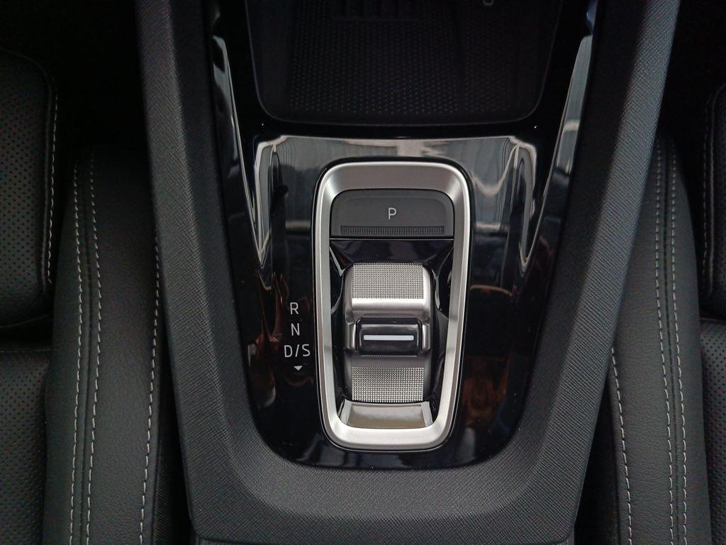 Skoda Octavia 1.5 TSI m-HEV Design DSG 110 kW (150 CV) - 18