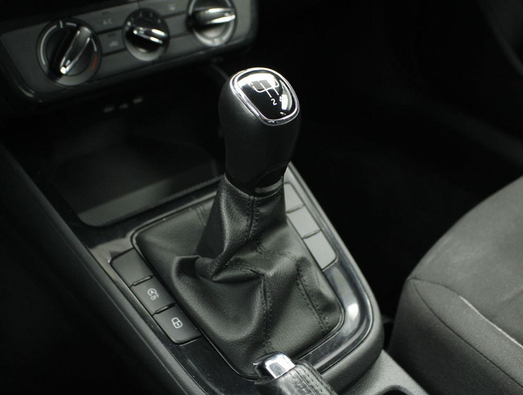 Skoda Fabia 1.0 TSI Active 70 kW (95 CV) - 9