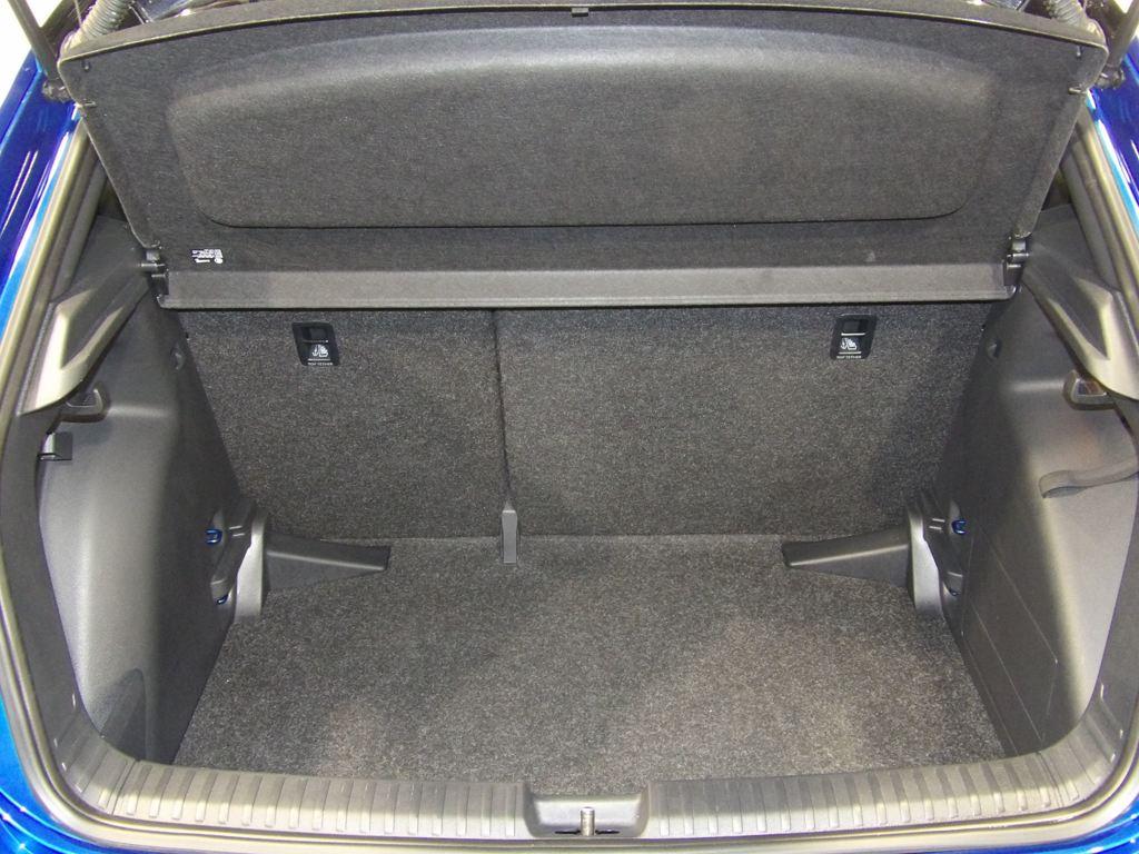 Skoda Fabia 1.0 TSI Design DSG 85 KW (115 CV) - 6