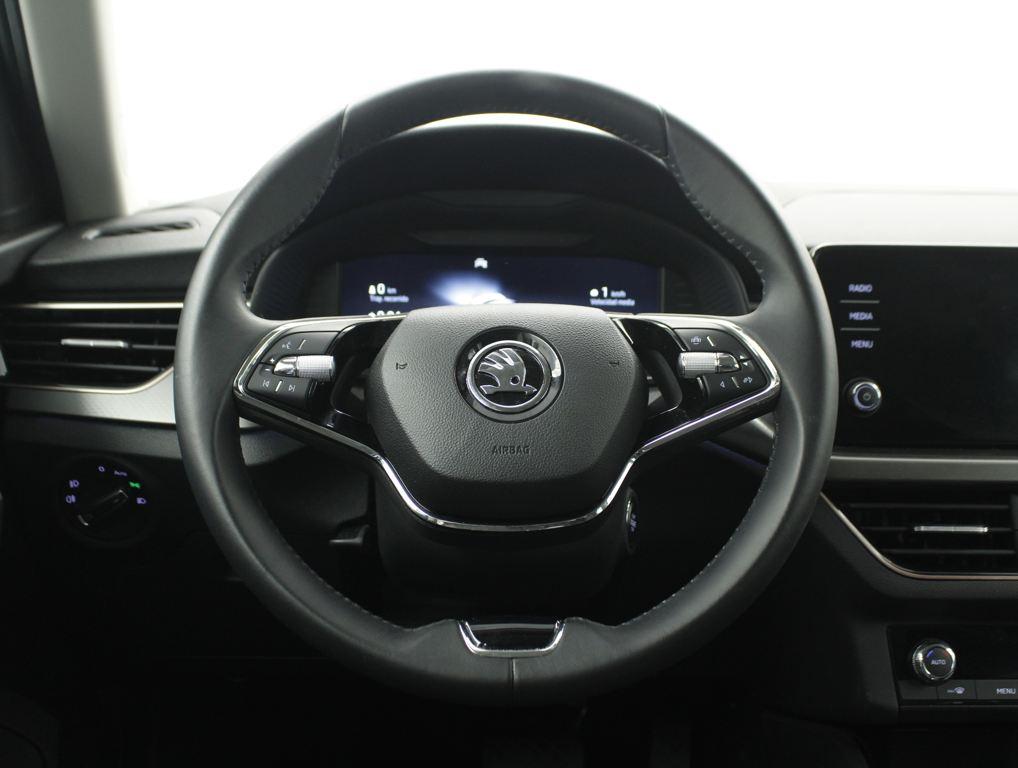 Skoda Kamiq 1.0 TSI Style DSG 81 kW (110 CV) - 12