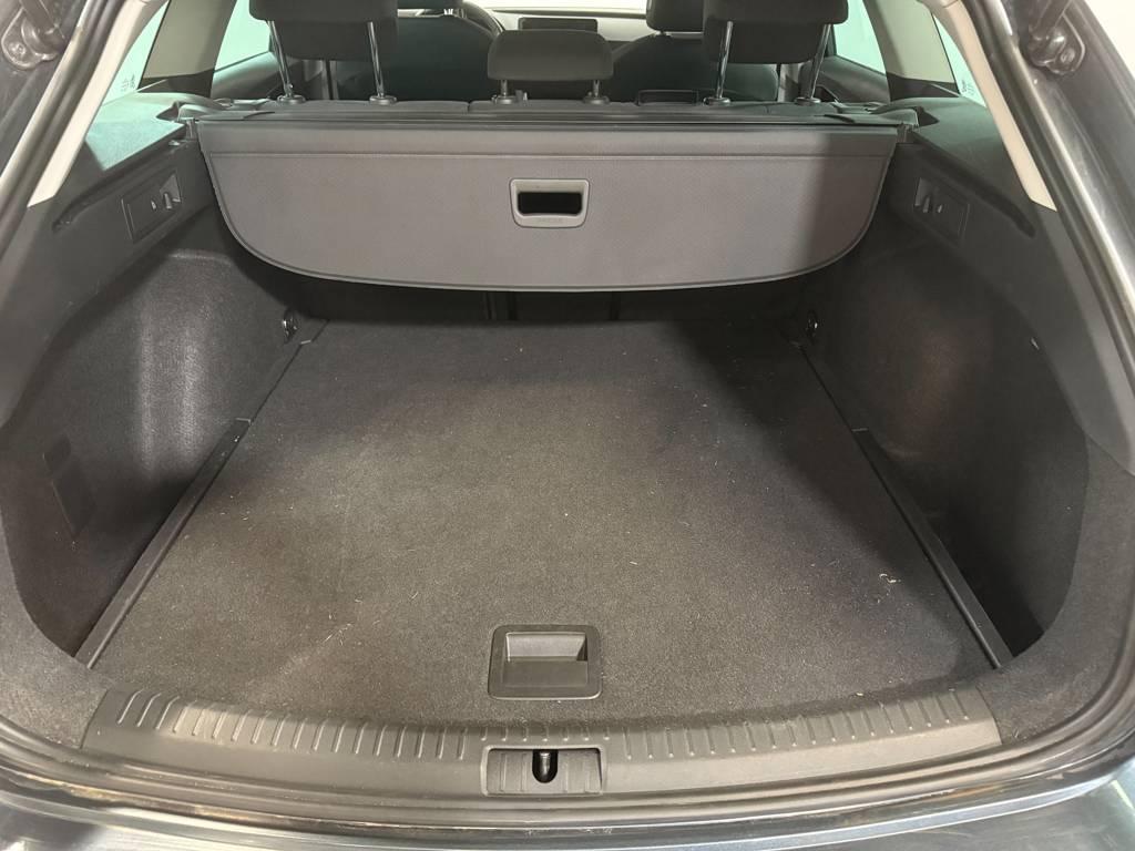 SEAT Leon ST 1.5 eTSI Style Special Edition Vision DSG 110 kW (150 CV) - 6