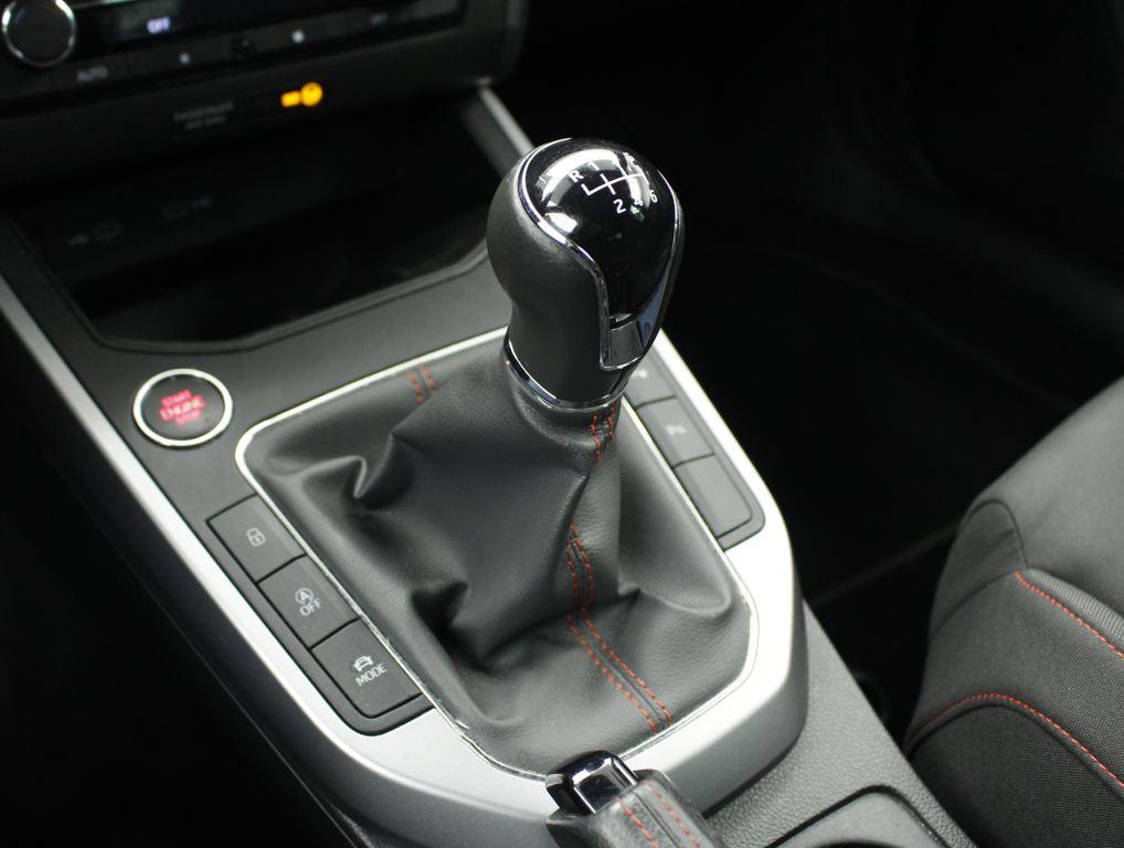 SEAT Arona 1.0 TSI FR Go Eco 85 kW (115 CV) - 9