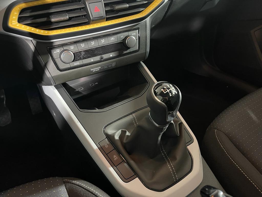 SEAT Arona 1.0 TSI Style XM 81 kW (110 CV) - 10