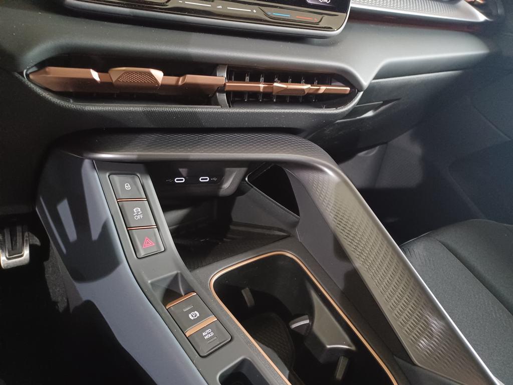 CUPRA Terramar 1.5 TSI e-Hybrid DSG 150 kW (204 CV) - 16