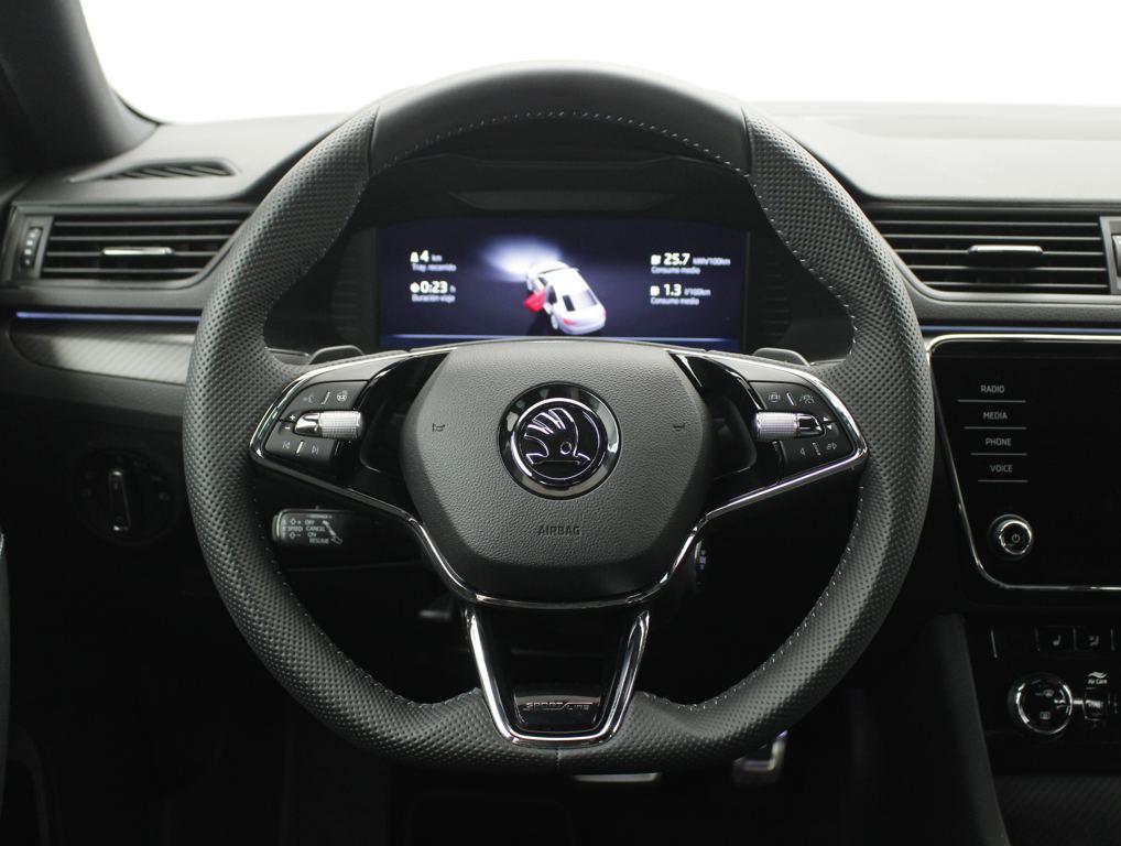 Skoda Superb 1.4 TSI iV P-HEV Sport Line DSG 160 kW (218 CV) - 12