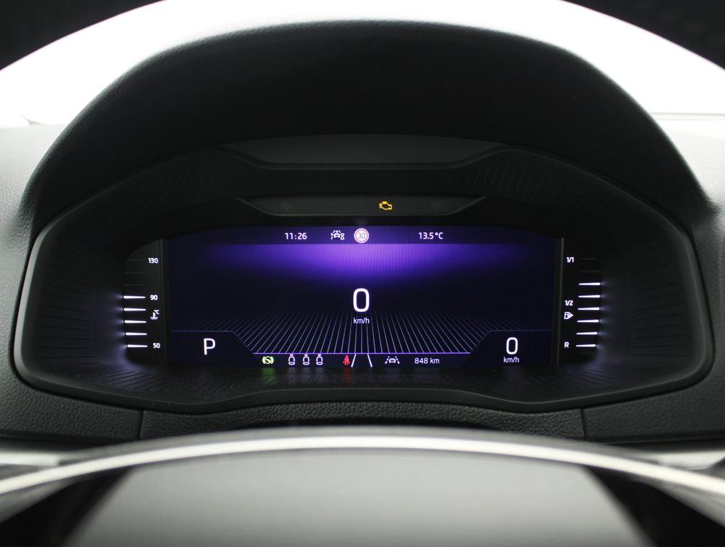 Skoda Karoq 1.5 TSI ACT Design DSG 110 kW (150 CV) - 8