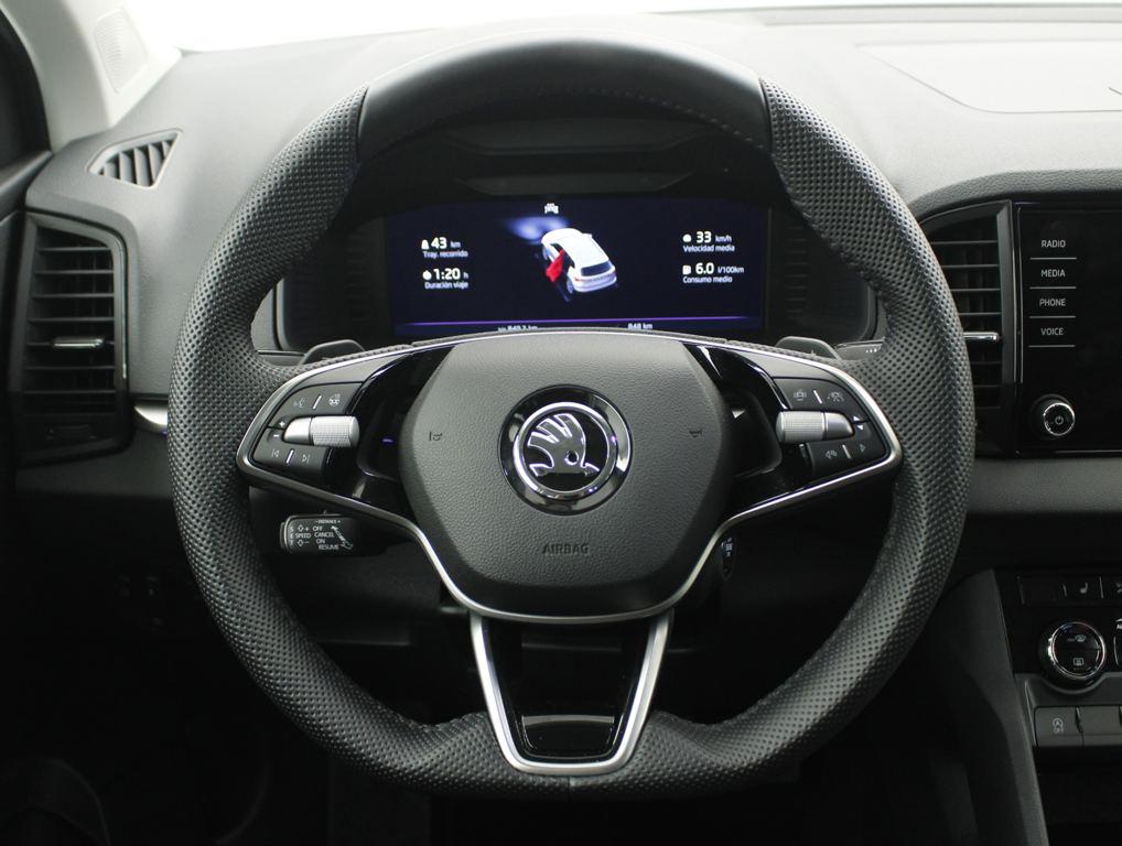 Skoda Karoq 1.5 TSI ACT Design DSG 110 kW (150 CV) - 12