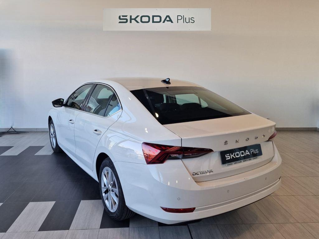 Skoda Octavia 2.0 TDI Selection DSG 110 kW (150 CV) - 1