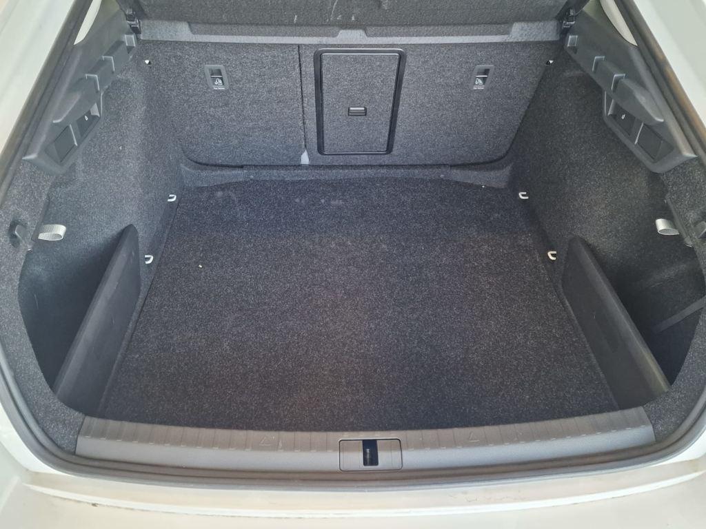 Skoda Octavia 2.0 TDI Selection DSG 110 kW (150 CV) - 6