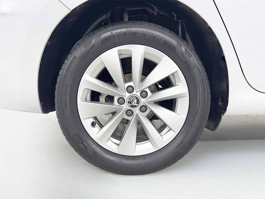 Skoda Scala 1.0 TSI Selection 85 kW (115 CV) - 7