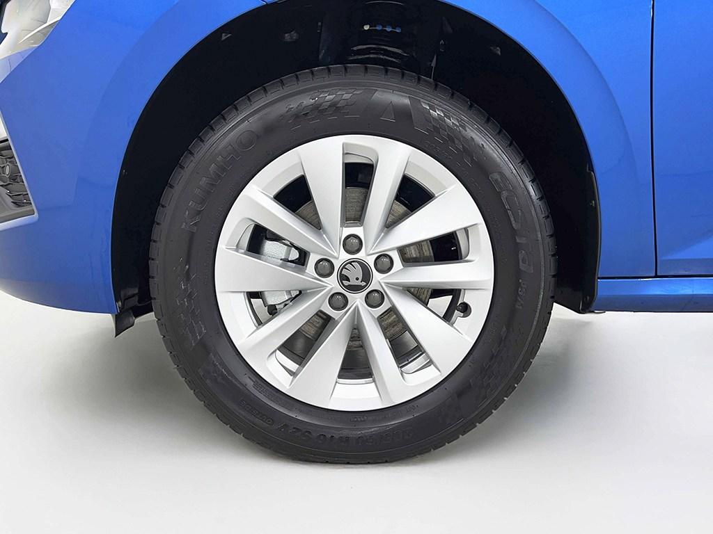 Skoda Kamiq 1.0 TSI Selection DSG 85 kW (115 CV) - 7