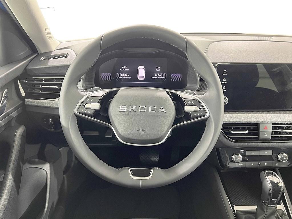 Skoda Kamiq 1.0 TSI Selection DSG 85 kW (115 CV) - 8