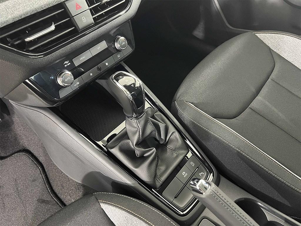 Skoda Kamiq 1.0 TSI Selection DSG 85 kW (115 CV) - 10