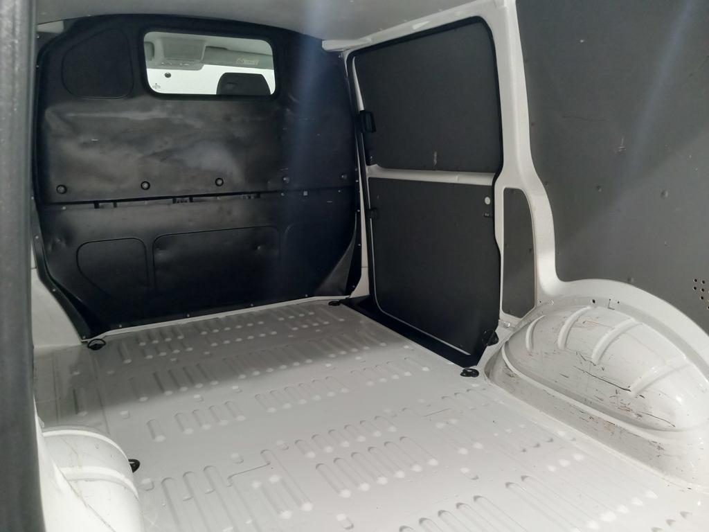 Volkswagen Transporter Furgon Batalla Corta TN 2.0 TDI 81 kW (110 CV) - 17