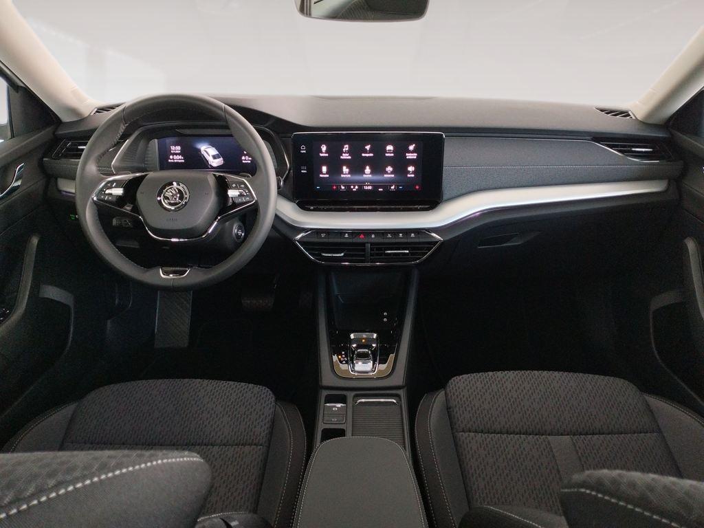 Skoda Octavia 1.5 TSI m-HEV Selection DSG 110 kW (150 CV) - 3