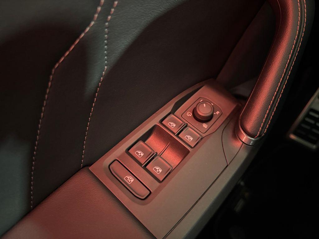 CUPRA León 2.0 TSI VZ CUP DSG 221 kW (300 CV) - 12