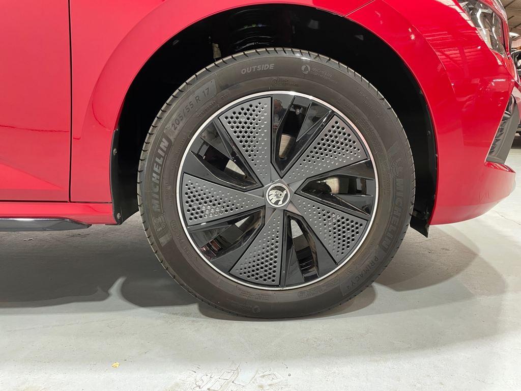 Skoda Kamiq 1.0 TSI Monte Carlo DSG 85 kW (115 CV) - 7