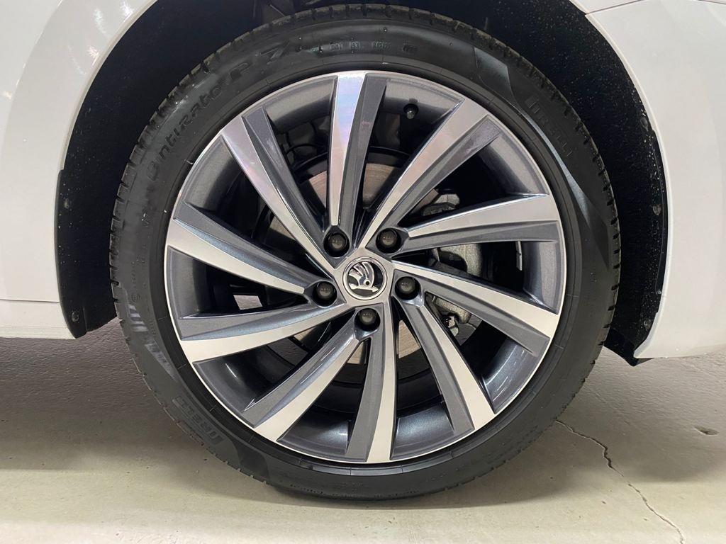 Skoda Octavia 1.5 TSI m-HEV Selection DSG 110 kW (150 CV) - 7