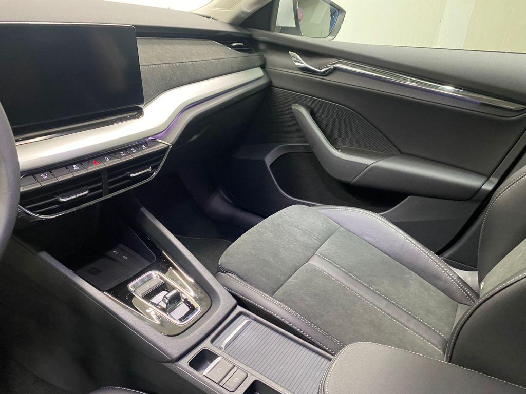 Skoda Octavia 1.5 TSI m-HEV Selection DSG 110 kW (150 CV) - 9