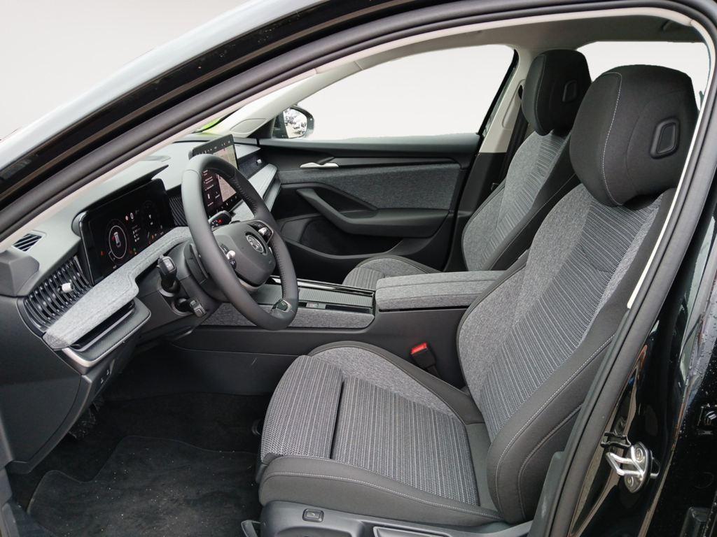 Skoda Superb Combi 1.5 TSI m-HEV Selection DSG 110 kW (150 CV) - 13