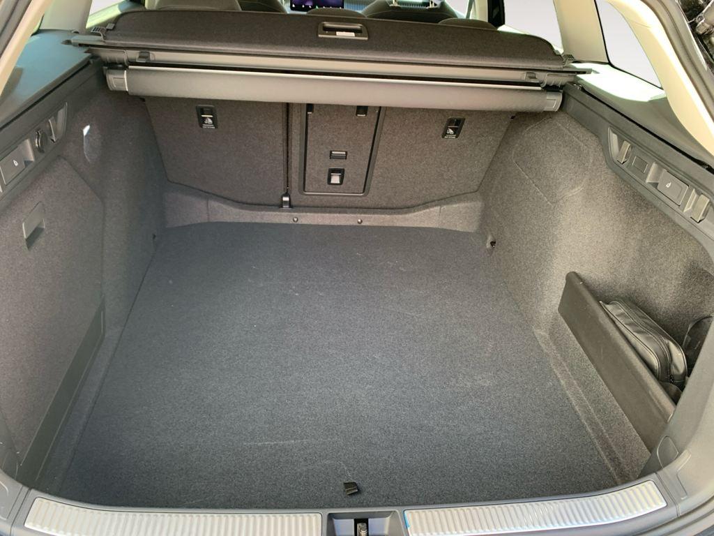 Skoda Superb Combi 1.5 TSI m-HEV Selection DSG 110 kW (150 CV) - 6