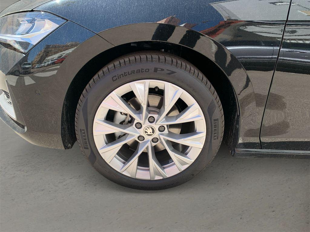 Skoda Superb Combi 1.5 TSI m-HEV Selection DSG 110 kW (150 CV) - 7