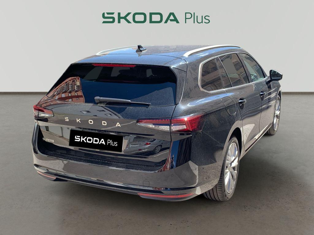 Skoda Superb Combi 1.5 TSI m-HEV Selection DSG 110 kW (150 CV) - 10