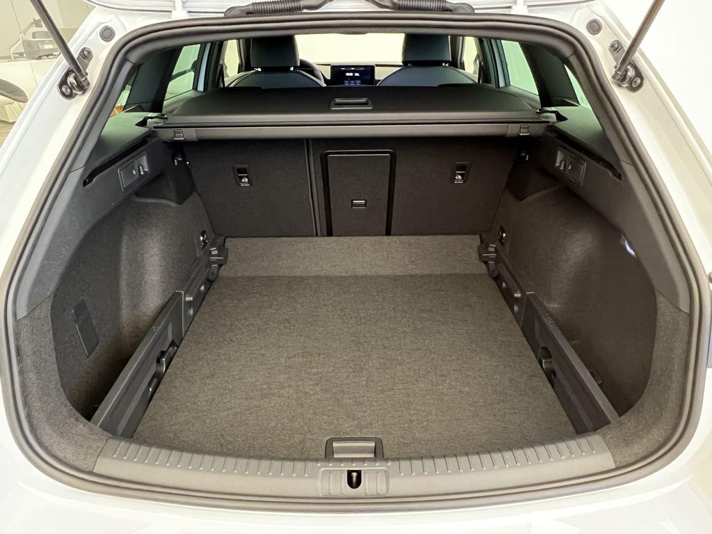 SEAT León ST 1.5 eTSI S&S FR Special Edition Vision DSG 110 kW (150 CV) - 6