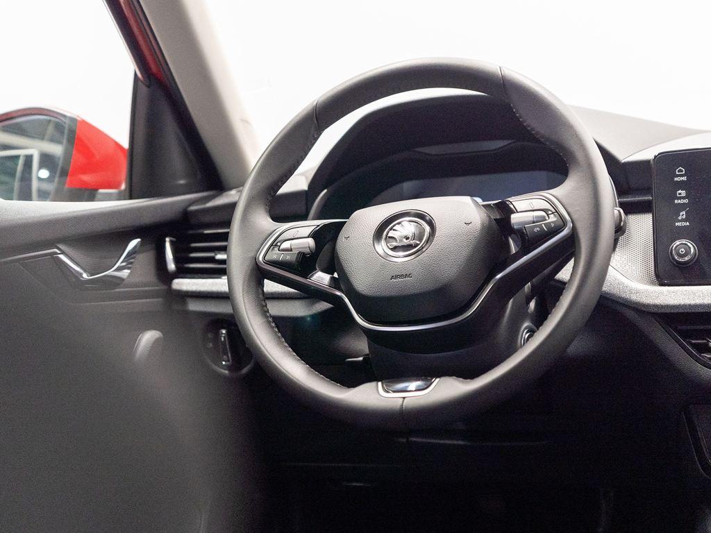 Skoda Kamiq 1.0 TSI Selection 85 kW (115 CV) - 8