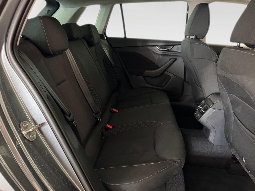 Skoda Kamiq 1.0 TSI Ambition DSG 81 kW (110 CV) - 5