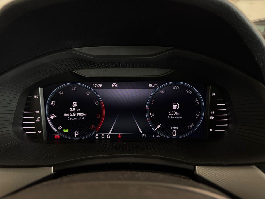 Skoda Kamiq 1.0 TSI Ambition DSG 81 kW (110 CV) - 10