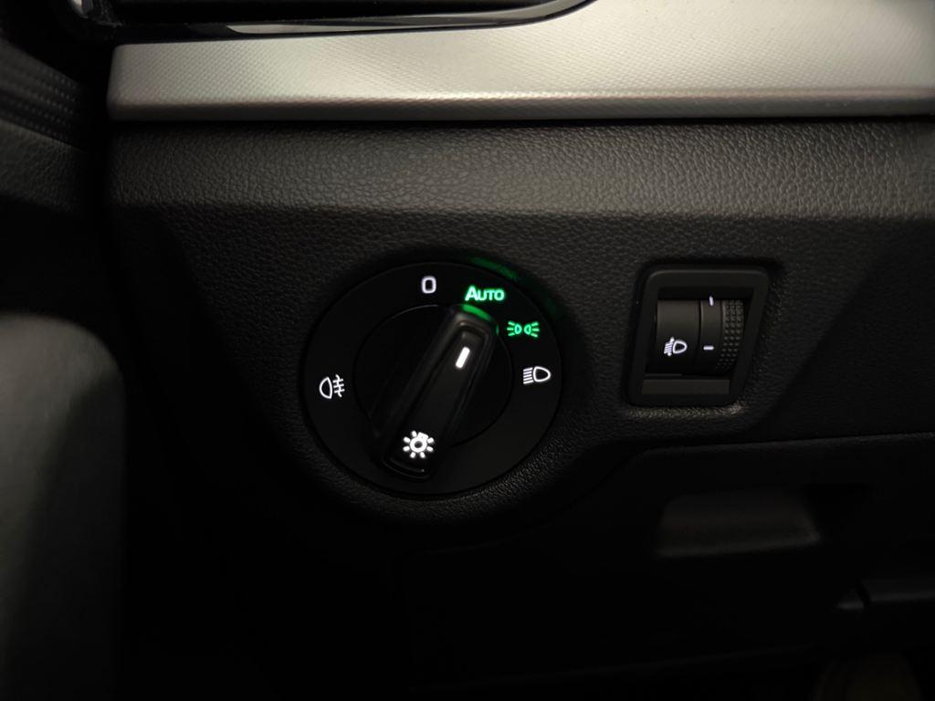 Skoda Kamiq 1.0 TSI Ambition DSG 81 kW (110 CV) - 14