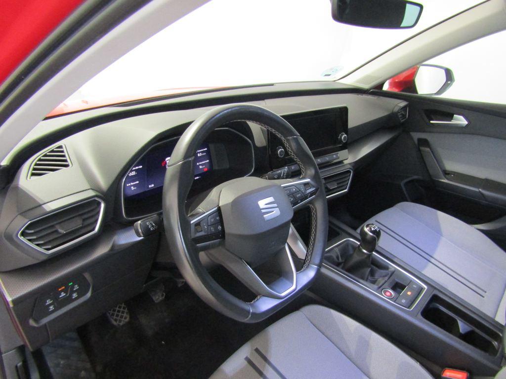 SEAT León 2.0 TDI S&S Style Go 85 kW (115 CV) - 9