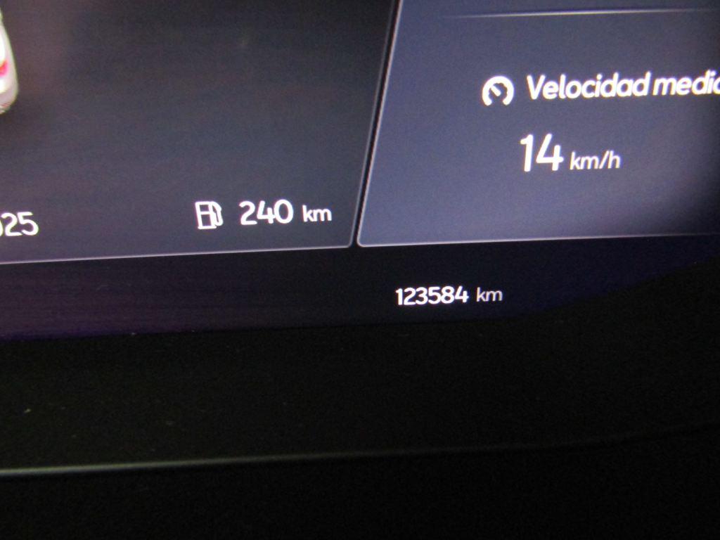 SEAT León 2.0 TDI S&S Style Go 85 kW (115 CV) - 11