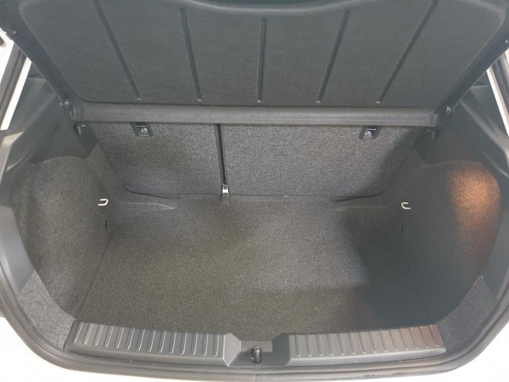 SEAT Ibiza 1.0 TSI Style XL 85 kW (115 CV) - 6