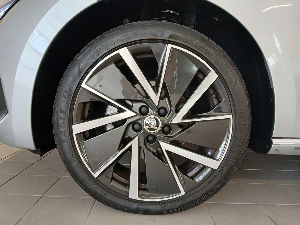 Skoda Scala 1.5 TSI Design DSG 110 kW (150 CV) - 7