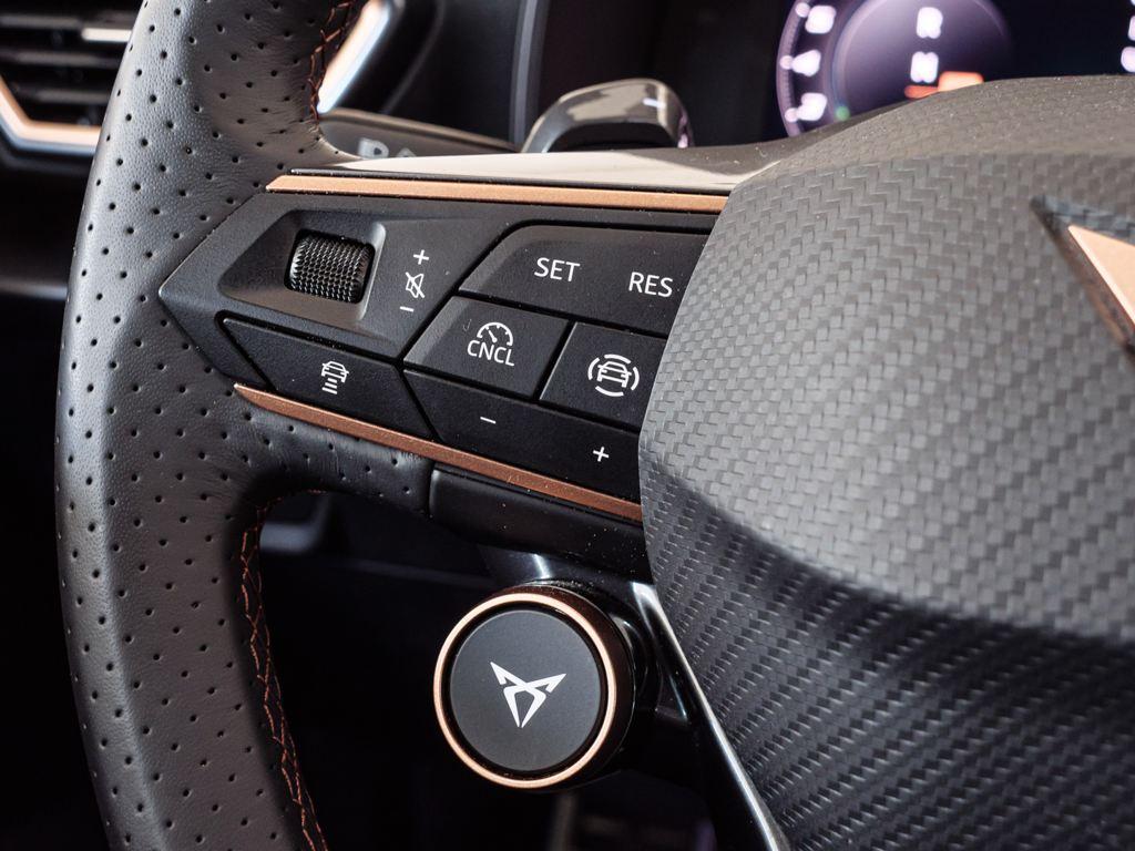 CUPRA León 1.5 TSI e-Hybrid 150 kW (204 CV) DSG - 13