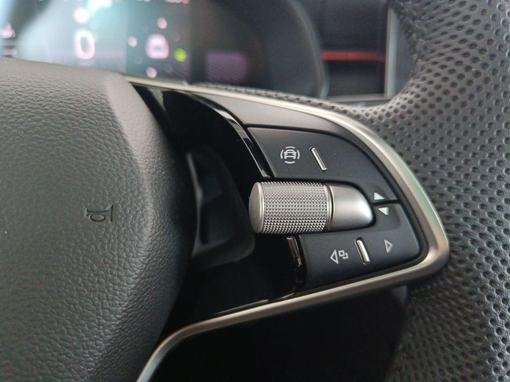 Skoda Scala Design 1.0 TSI 85 kW (115 CV) - 11