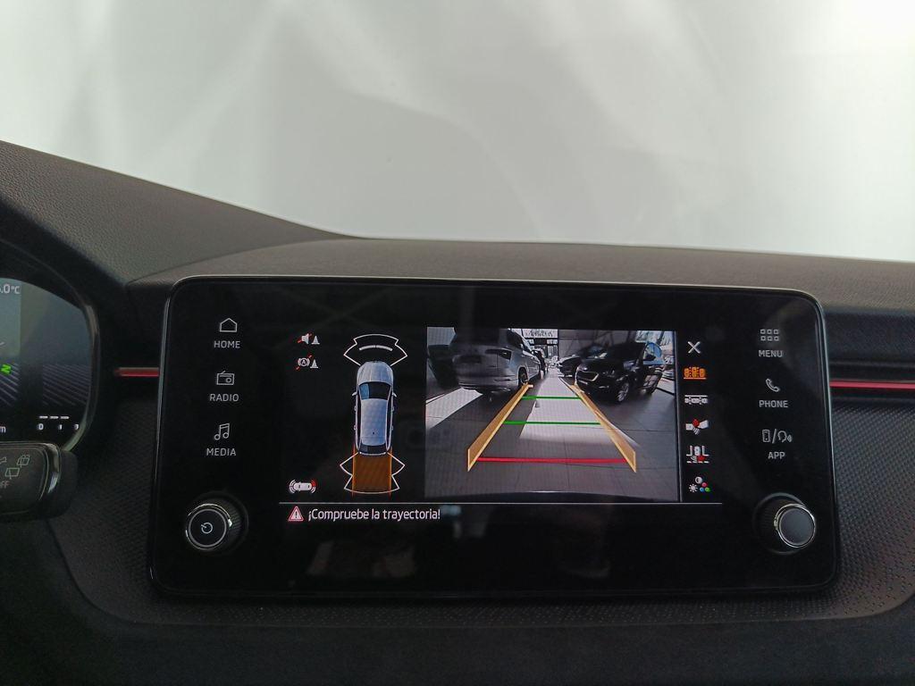 Skoda Scala Design 1.0 TSI 85 kW (115 CV) - 13