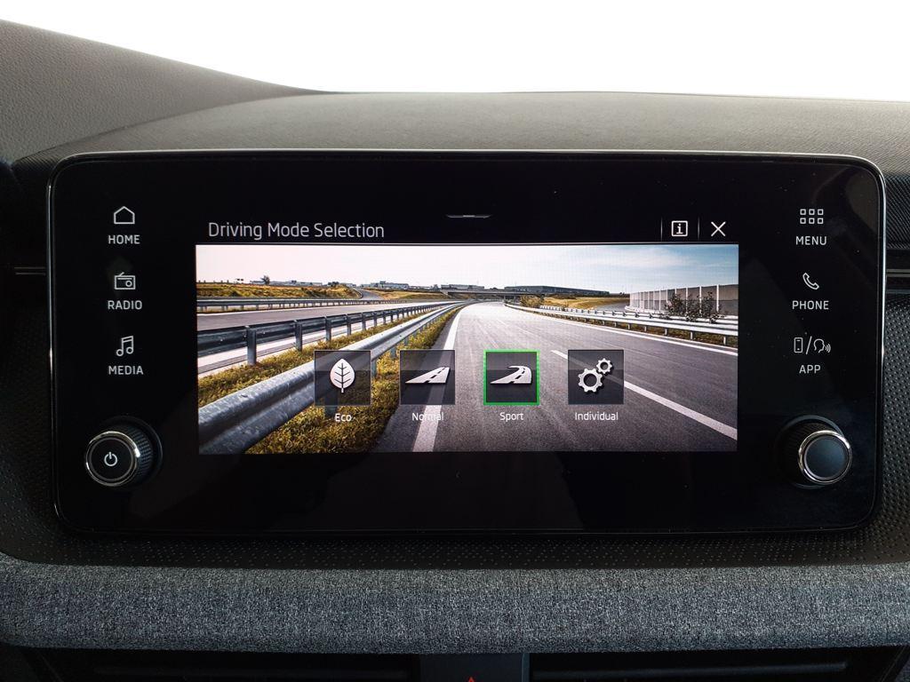 Skoda Scala 1.0 TSI Selection DSG 85 kW (115 CV) - 15