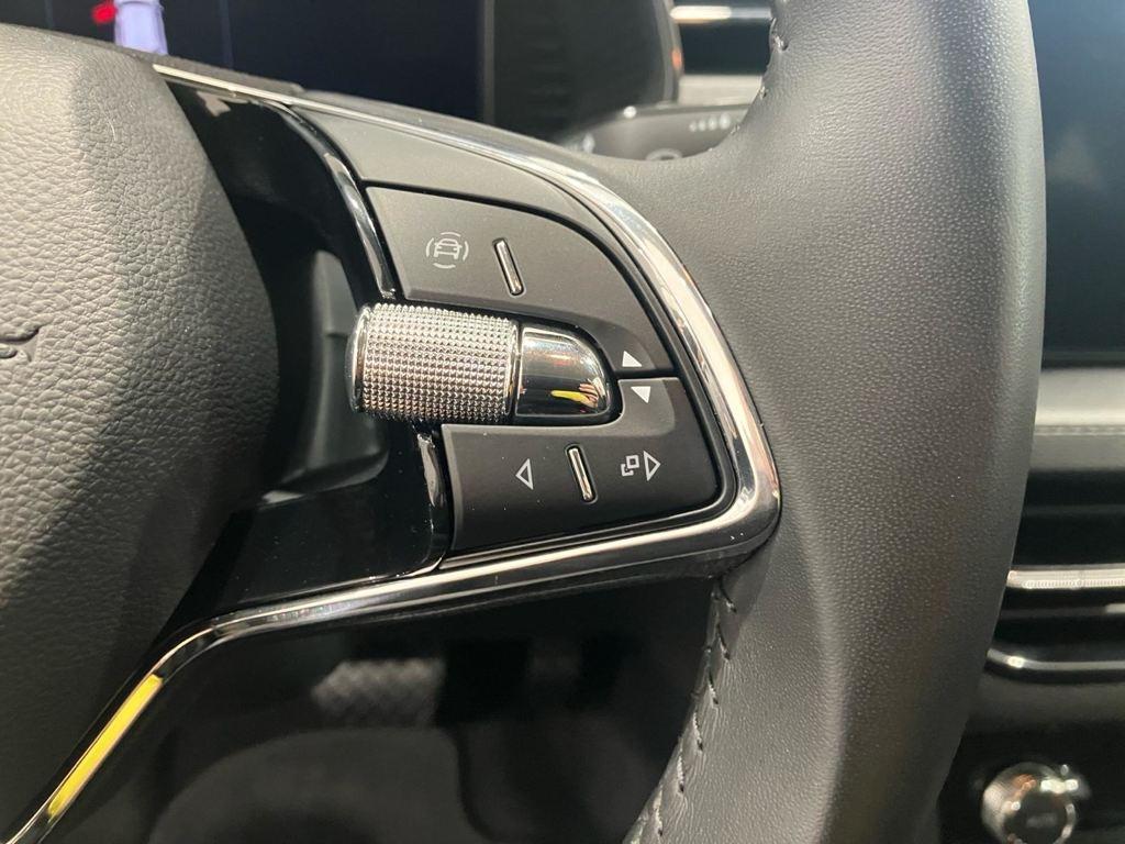 Skoda Kamiq 1.0 TSI Ambition DSG 81 kW (110 CV) - 10