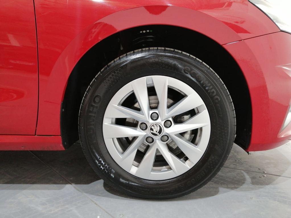 Skoda Fabia 1.0 TSI Selection 70 kW (95 CV) - 7