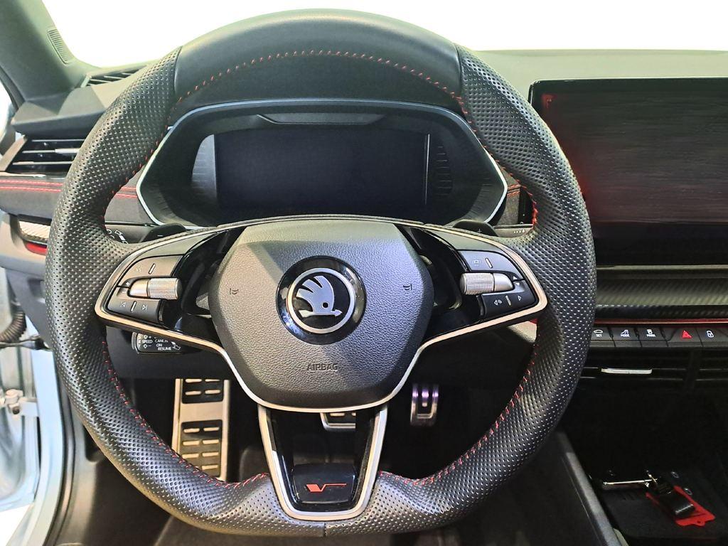 Skoda Octavia 2.0 TSI RS DSG 195 kW (265 CV) - 8