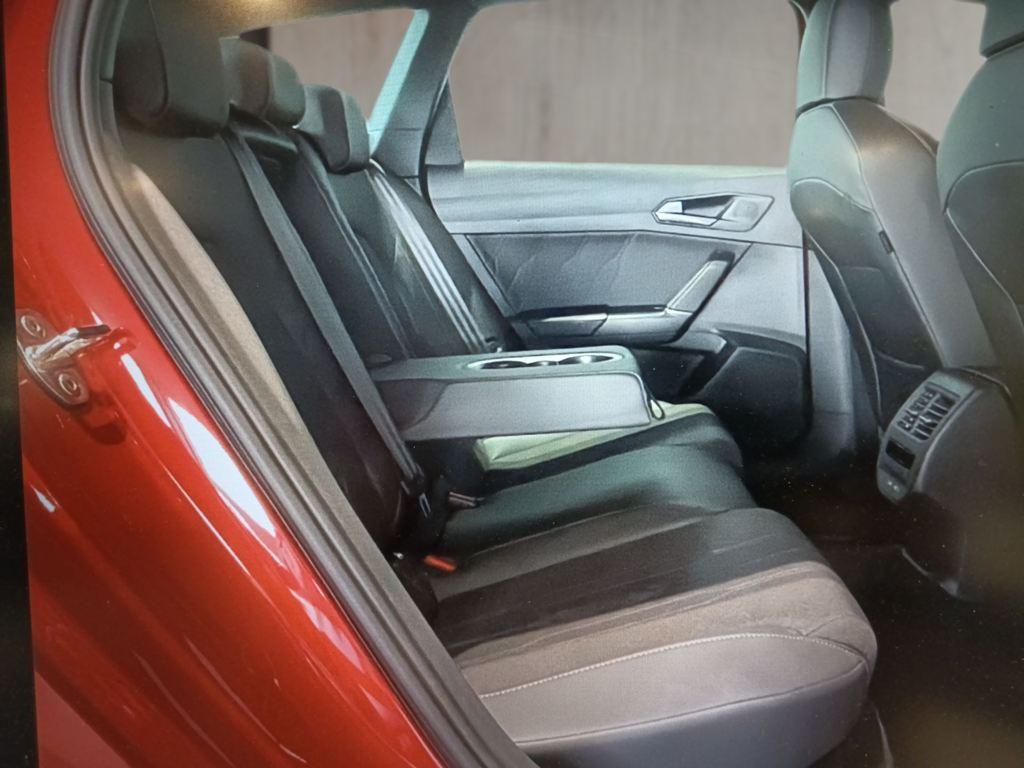 CUPRA Leon Sportstourer 1.5 eTSI DSG 110 kW (150 CV) - 5