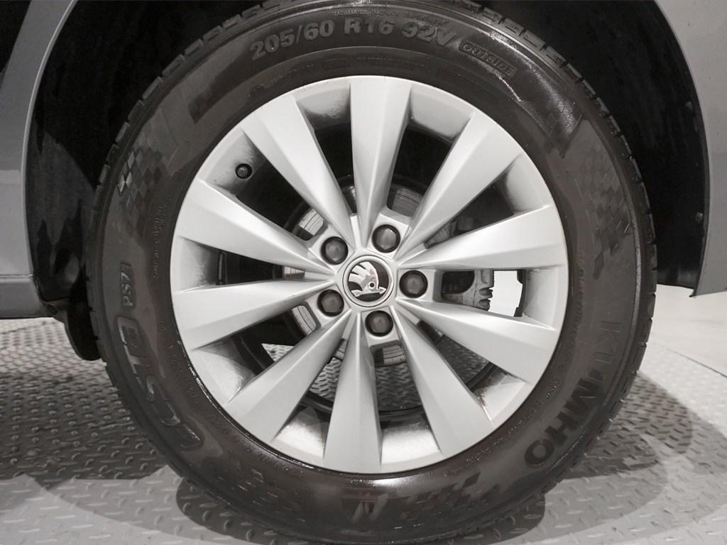 Skoda Kamiq 1.0 TSI Ambition 81 kW (110 CV) - 7