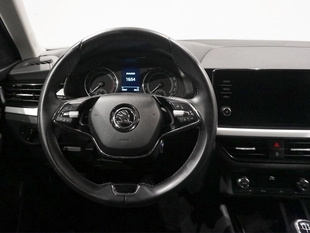 Skoda Kamiq 1.0 TSI Ambition 81 kW (110 CV) - 8