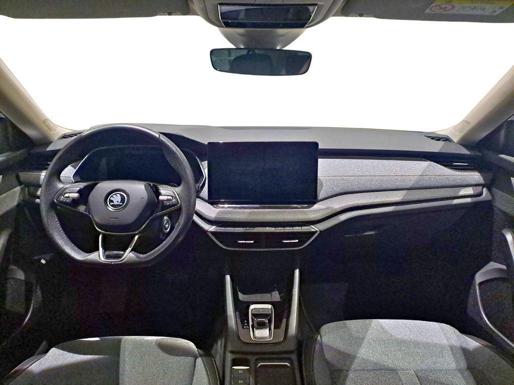 Skoda Octavia 1.5 TSI m-HEV Design DSG 110 kW (150 CV) - 3