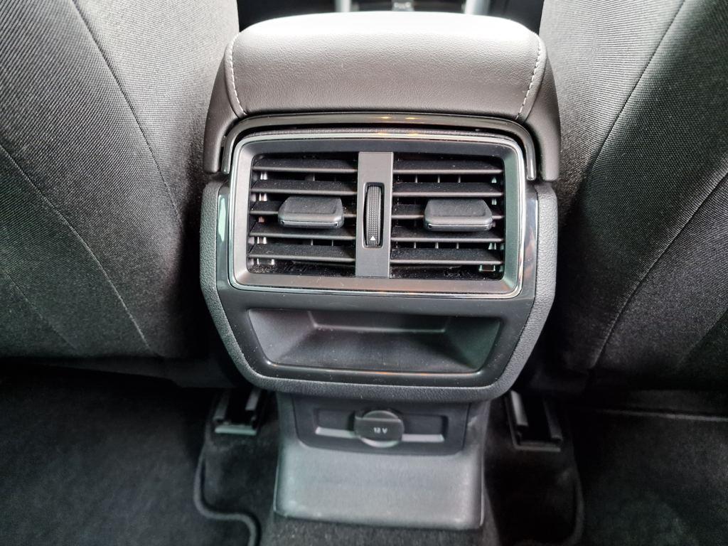 Skoda Karoq 1.5 TSI ACT Selection DSG 110 kW (150 CV) - 11